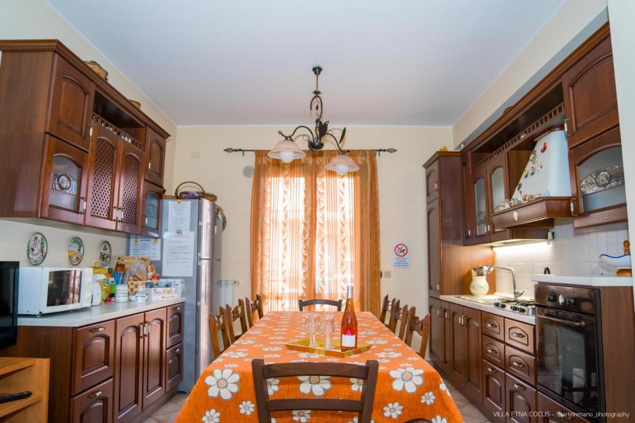 Casa Vacanze Etna Cocus Santa Venerina Bagian luar foto