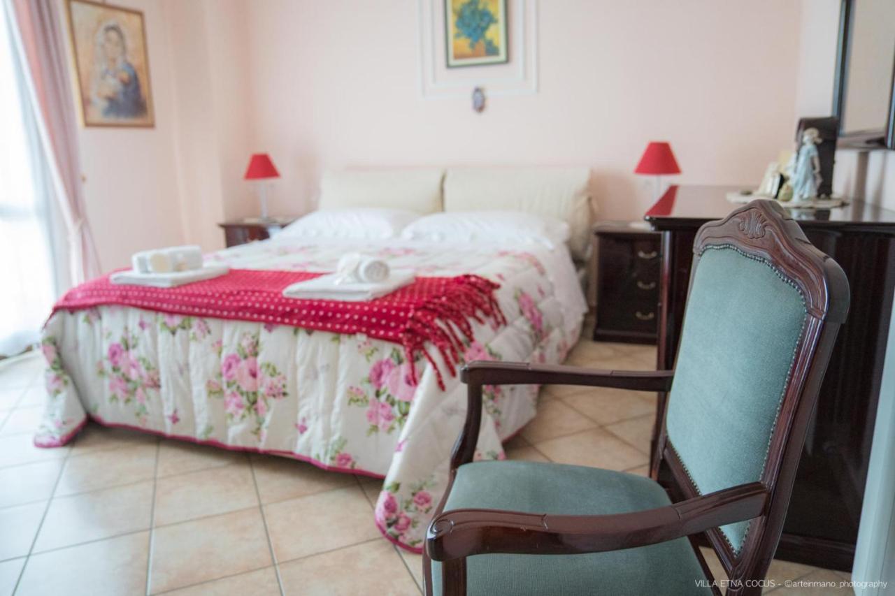 Casa Vacanze Etna Cocus Santa Venerina Bagian luar foto