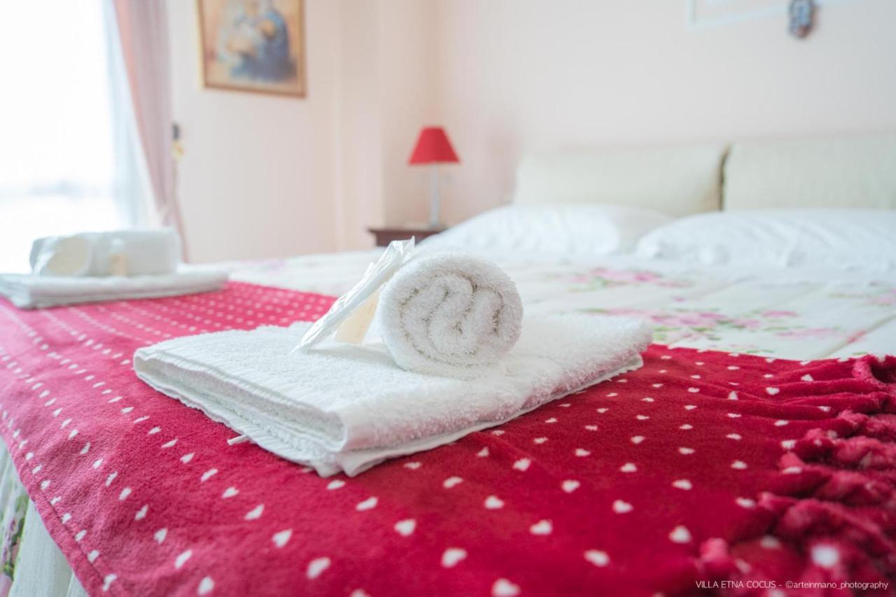 Casa Vacanze Etna Cocus Santa Venerina Bagian luar foto