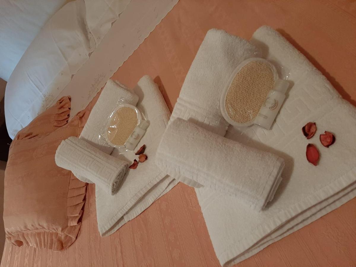 Casa Vacanze Etna Cocus Santa Venerina Bagian luar foto