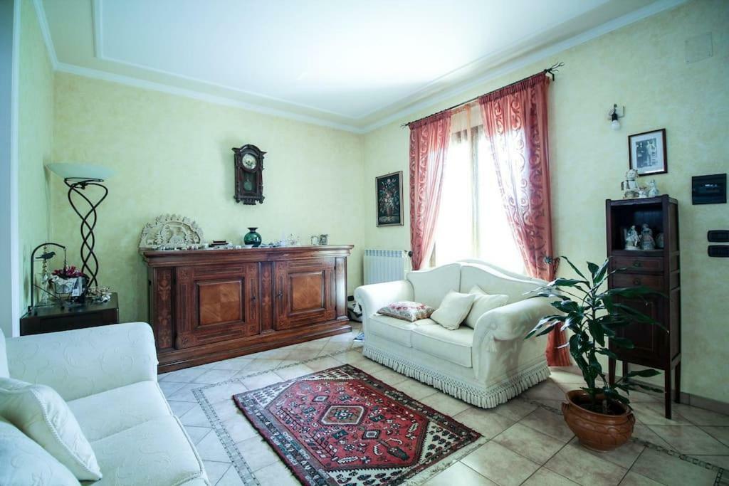 Casa Vacanze Etna Cocus Santa Venerina Bagian luar foto